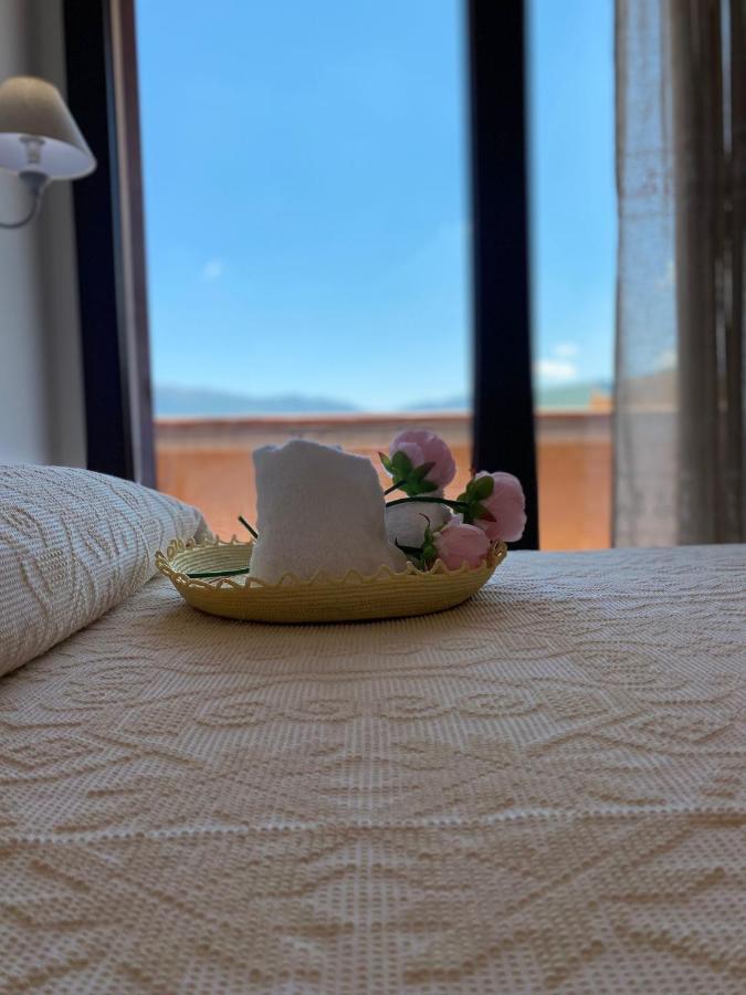 B&B Peonia Orgosolo Kültér fotó