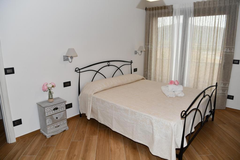 B&B Peonia Orgosolo Kültér fotó