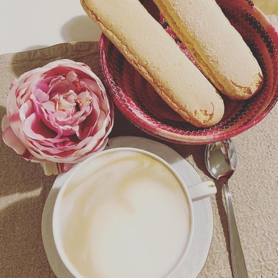 B&B Peonia Orgosolo Kültér fotó