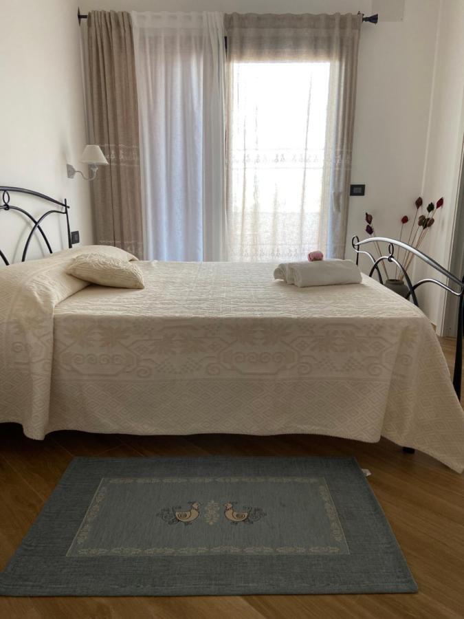B&B Peonia Orgosolo Kültér fotó